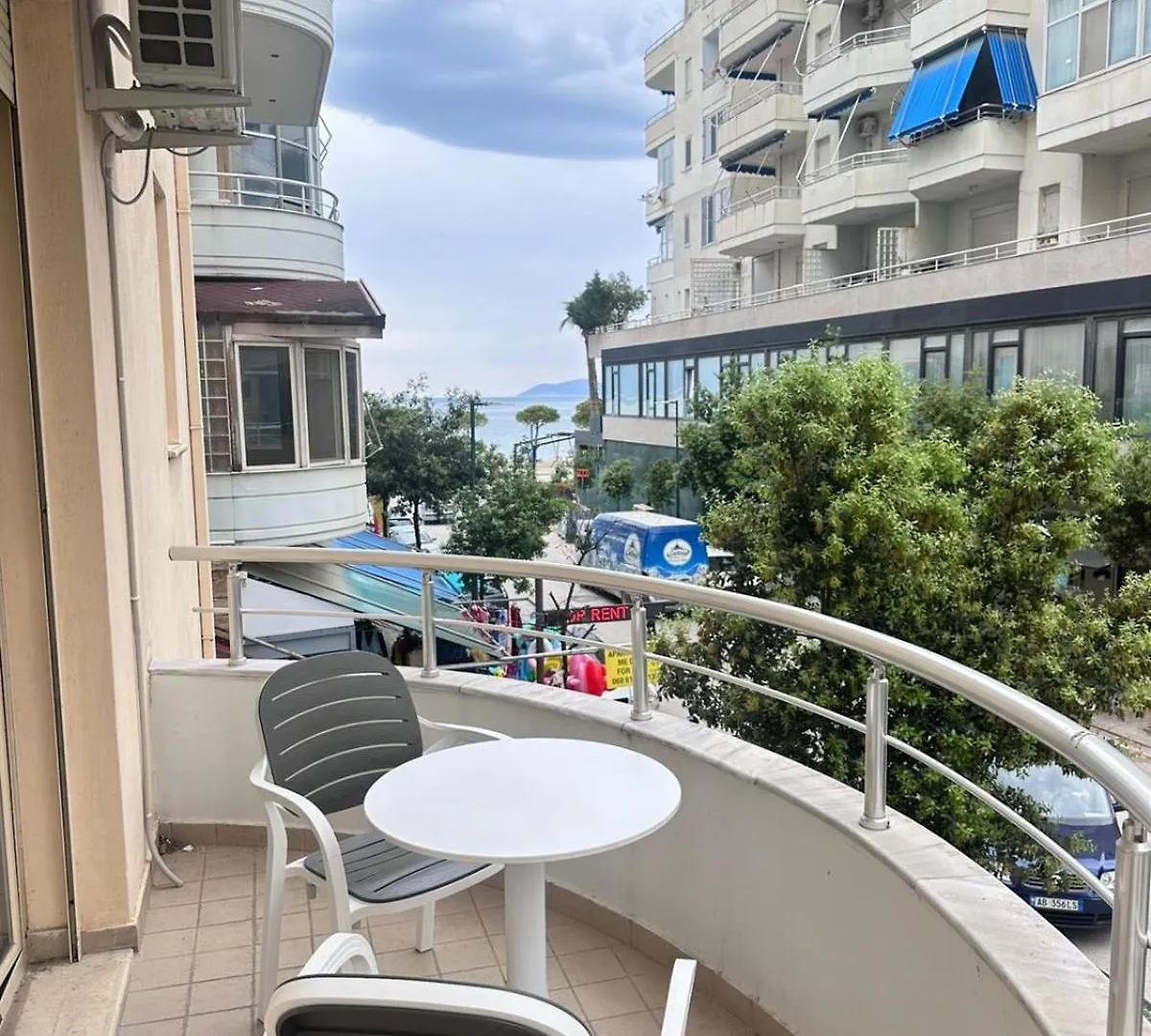 White Sea View Apartment Vlorë 0*,  Albania