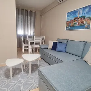 Apartamento The Place, Vlorë