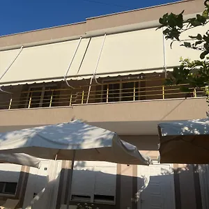 Apartamento Villaroel 2 -apartments Near The, Vlorë